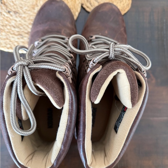 Kodiak Women’s Dark Brown Leather Boots - Picture 6 of 9